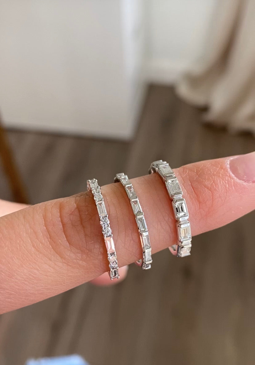 Baguette + Round Diamond Ring
