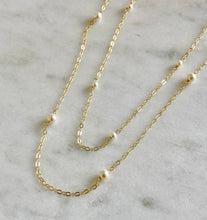 Load image into Gallery viewer, Pearl Station Necklace
